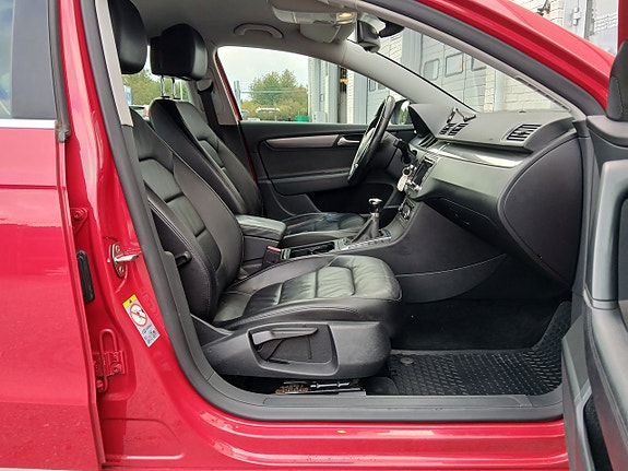 Volkswagen Passat 14 of 20