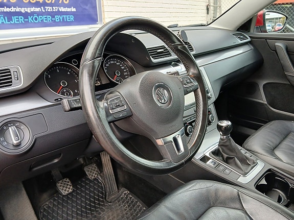 Volkswagen Passat 10 of 20