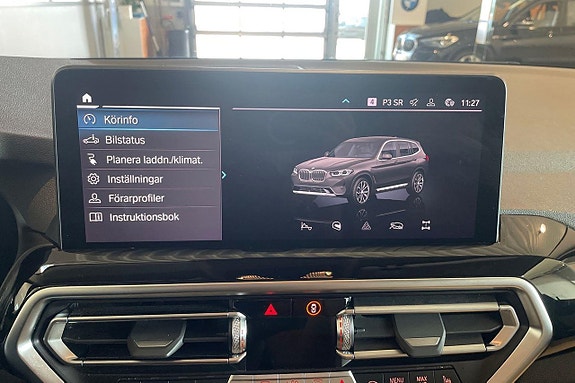 BMW X3 13 of 18