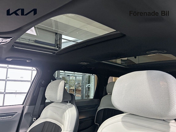 Kia EV9 15 of 16
