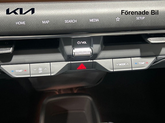 Kia EV9 12 of 16