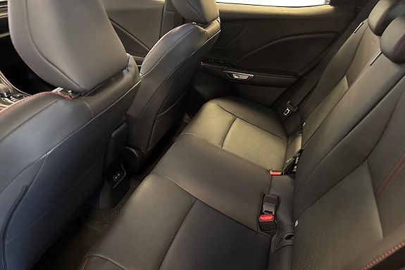 Lexus LBX 11 of 23