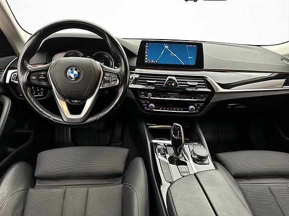 BMW 520 17 of 30