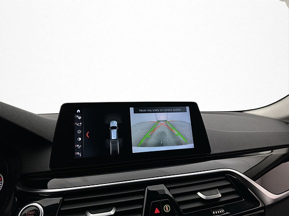 BMW 520 18 of 30