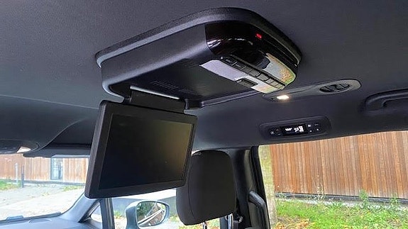 Chrysler Pacifica 25 of 30