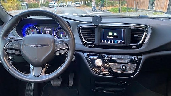 Chrysler Pacifica 20 of 30