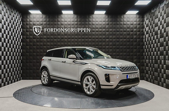 Land Rover Range Rover Evoque 12 of 26