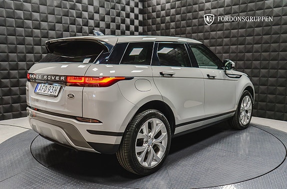 Land Rover Range Rover Evoque 10 of 26