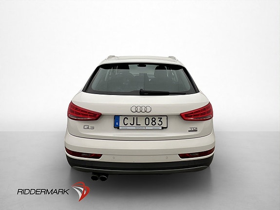 Audi Q3 7 of 29