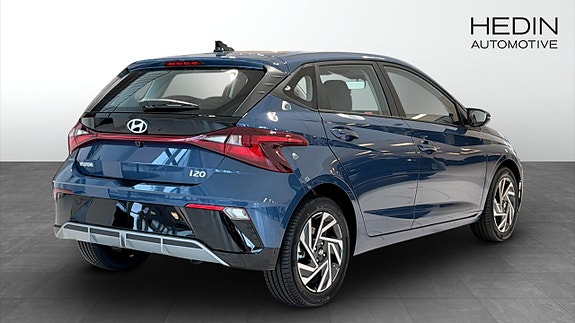 Hyundai i20 2 of 9