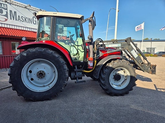 Massey Ferguson 6470 9 of 18