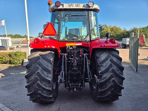 Massey Ferguson 6470 2 of 18