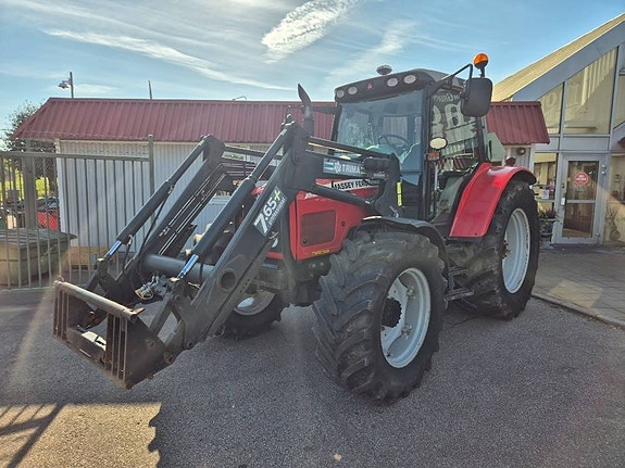 Massey Ferguson 6470 3 of 18
