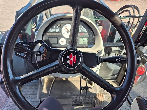 Massey Ferguson 6470 16 of 18