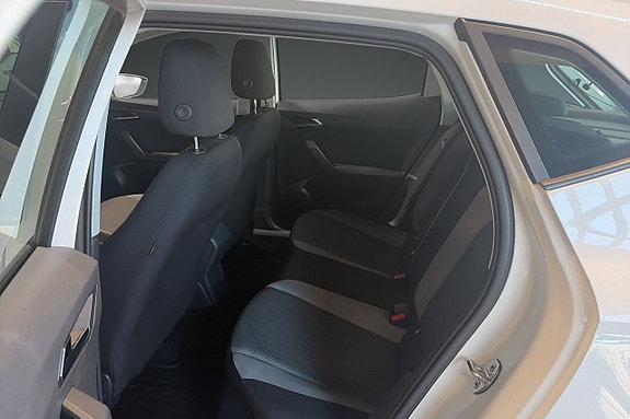 Seat Ibiza 15 of 17