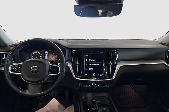Volvo V60 Cross Country 9 of 14