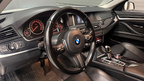 BMW 520d 13 of 30