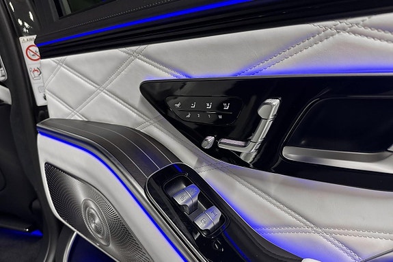 Mercedes-Benz S580 25 of 30
