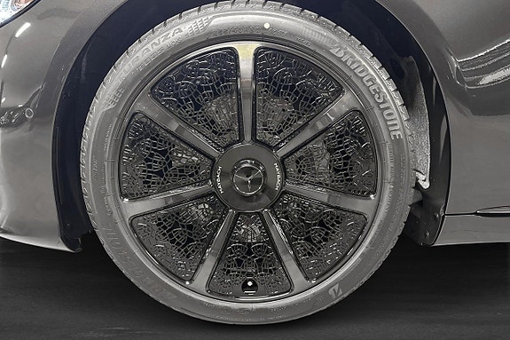 Mercedes-Benz S580 5 of 30