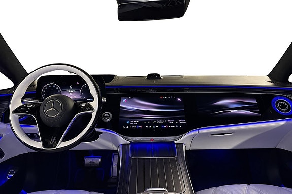 Mercedes-Benz S580 8 of 30