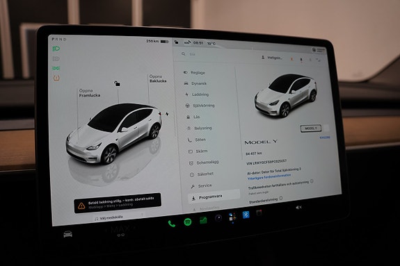 Tesla Model Y 16 of 23