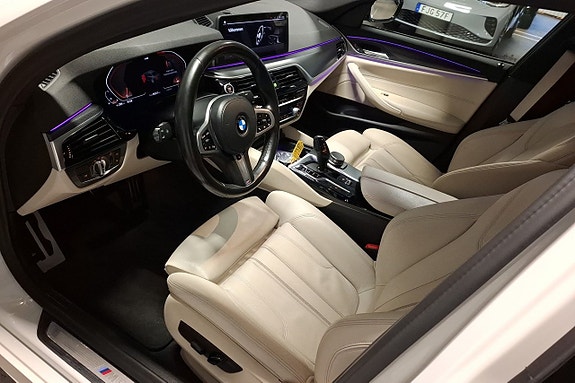 BMW 520i 10 of 27