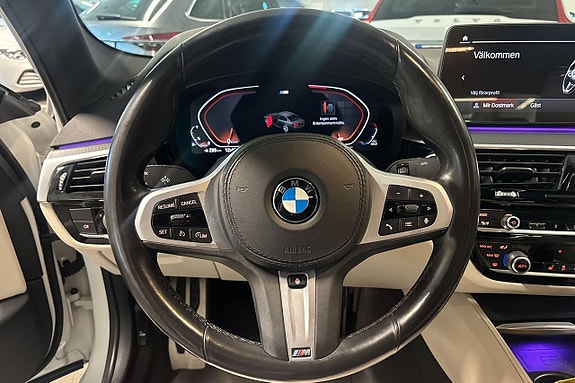 BMW 520i 21 of 27