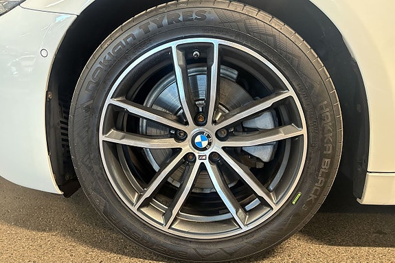 BMW 520i 25 of 27