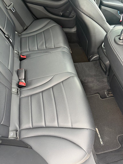 Mercedes-Benz C220 5 of 6