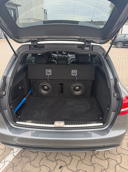 Mercedes-Benz C220 6 of 6