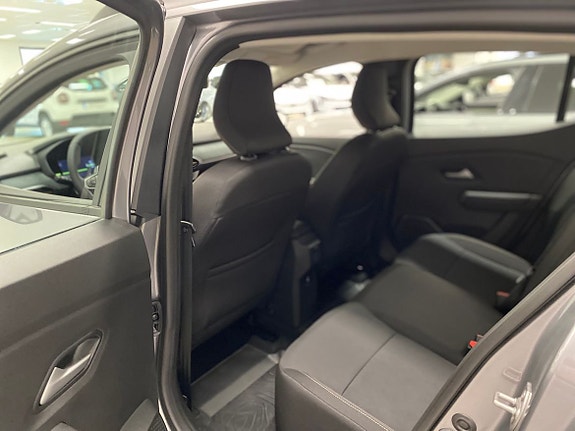 Dacia Sandero Stepway 6 of 9