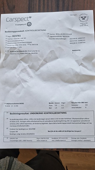 Volvo V40 3 of 4