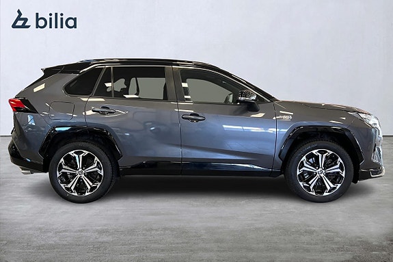Toyota RAV4 18 of 23