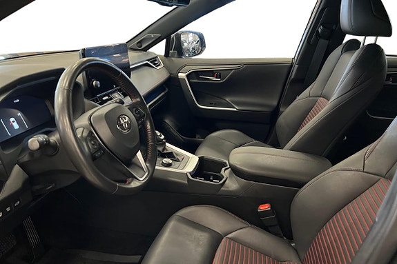 Toyota RAV4 14 of 23