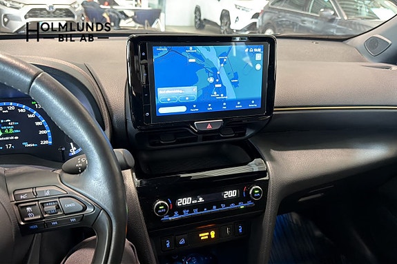 Toyota Yaris Cross 10 of 13