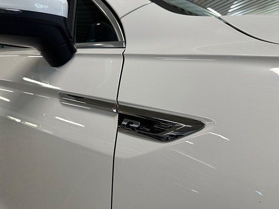 Volkswagen Tiguan 3 of 19
