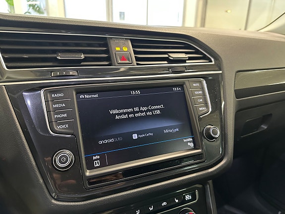Volkswagen Tiguan 17 of 19