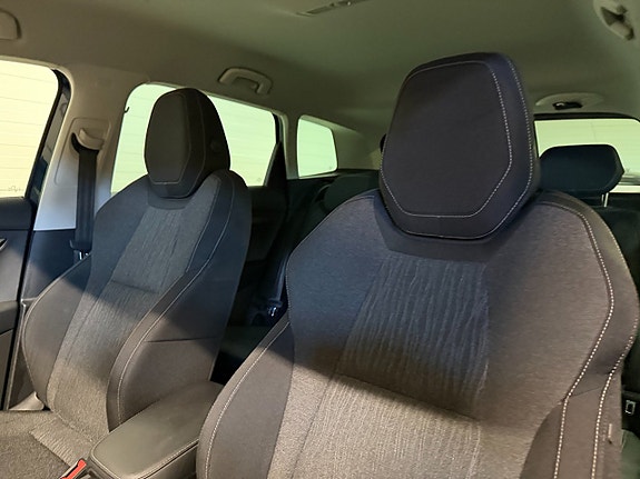 Skoda Karoq 16 of 21