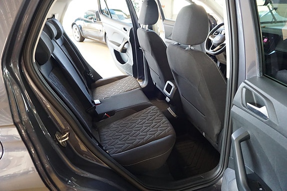 Volkswagen T-Cross 7 of 13