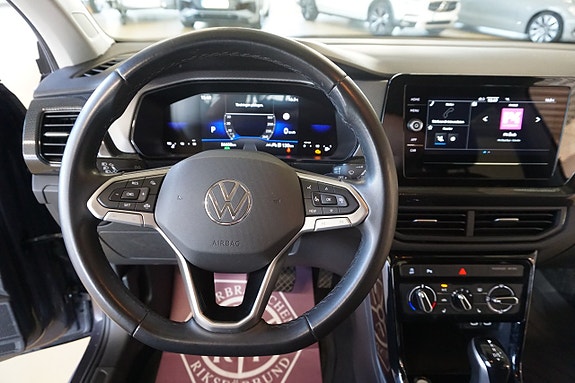 Volkswagen T-Cross 10 of 13