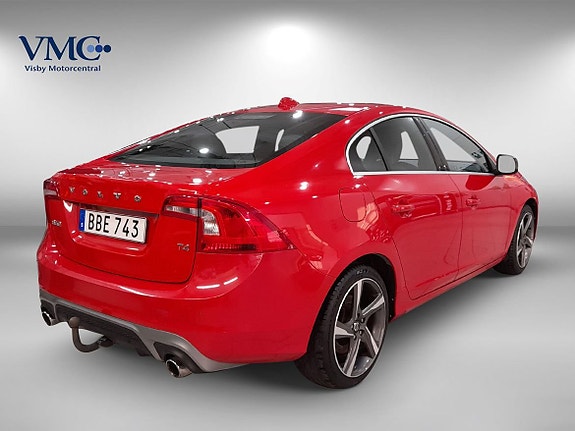 Volvo S60 4 of 11