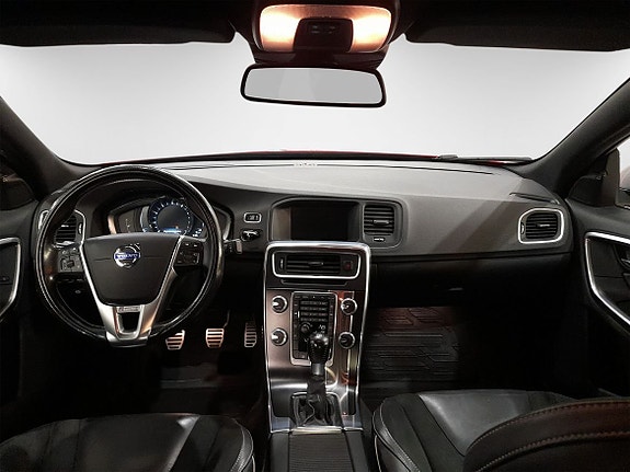 Volvo S60 7 of 11