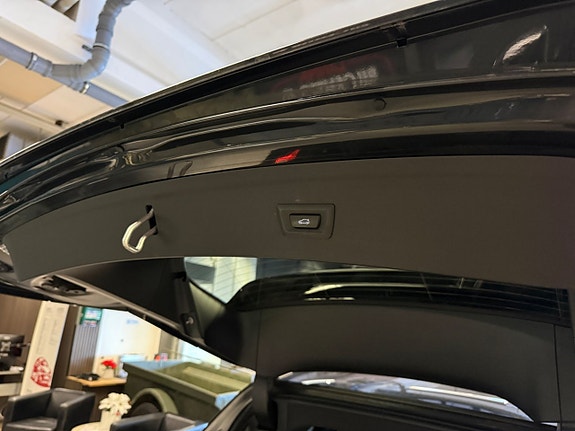 BMW iX 29 of 30