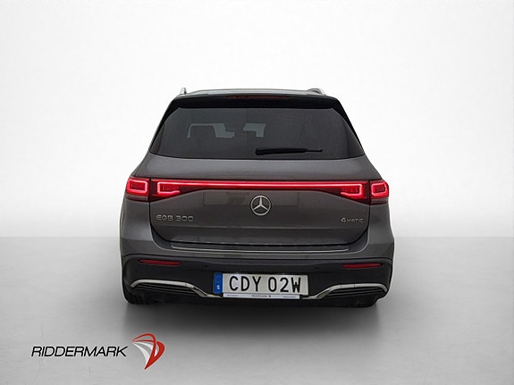 Mercedes-Benz EQB300 7 of 30