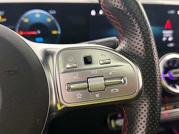 Mercedes-Benz EQB300 19 of 30