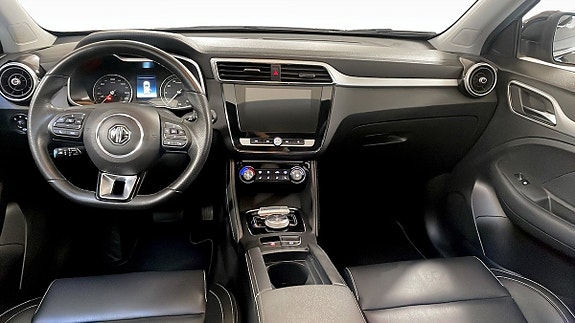 MG ZS 4 of 13