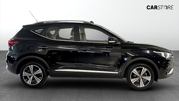 MG ZS 6 of 13