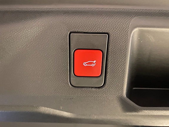 Peugeot 5008 8 of 23