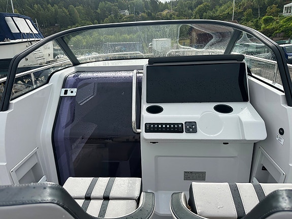 RYCK 280  lagerbåt, Suzuki 300 hk | BohusYachts 5 of 12