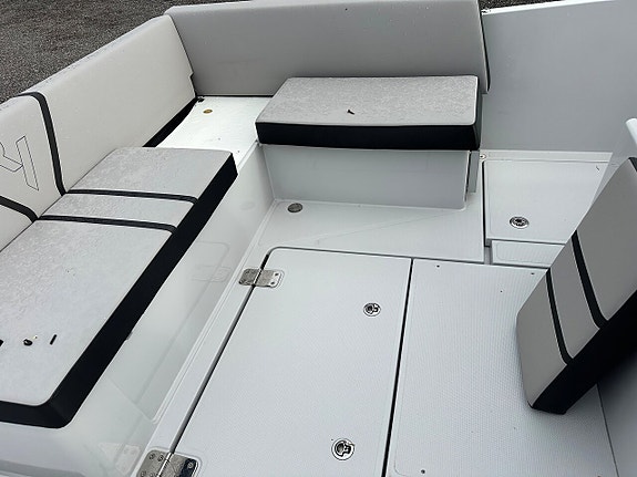 RYCK 280  lagerbåt, Suzuki 300 hk | BohusYachts 8 of 12